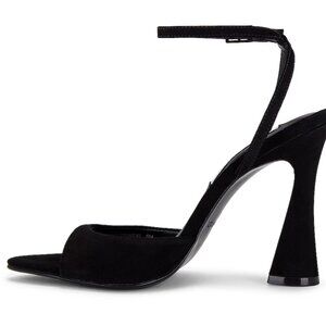 Steve Madden Beki Ankle Strap